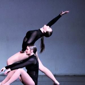 Meet your Posher, Leslie